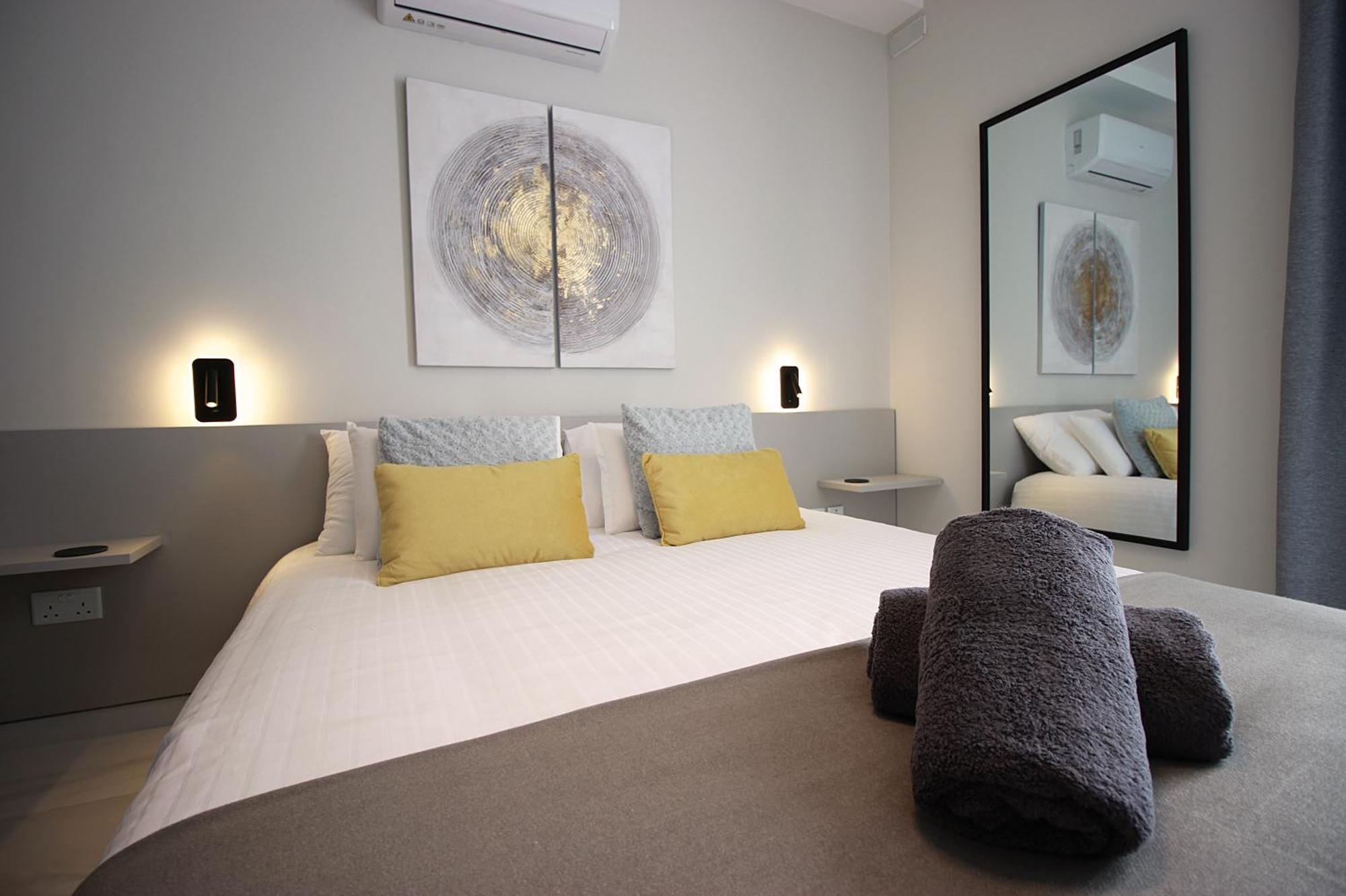 Modern & Spacious 2br Penthouse With Terrace - Close To Qawra *